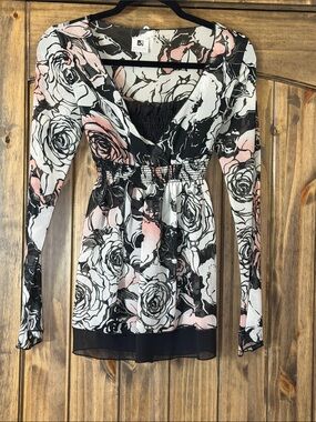 Floral V-Neck Smocked Waist Blouse - Black & Pink
